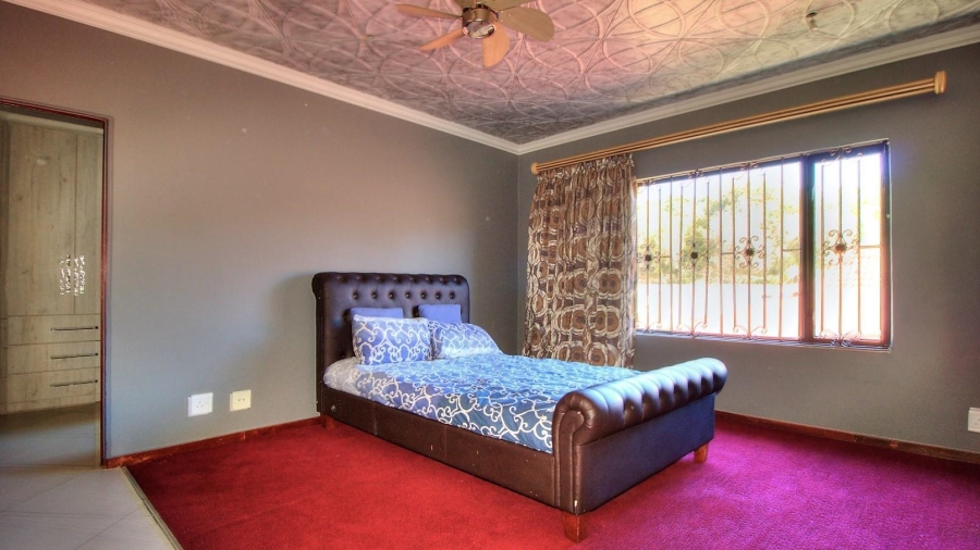 5 Bedroom Property for Sale in North Riding AH Gauteng