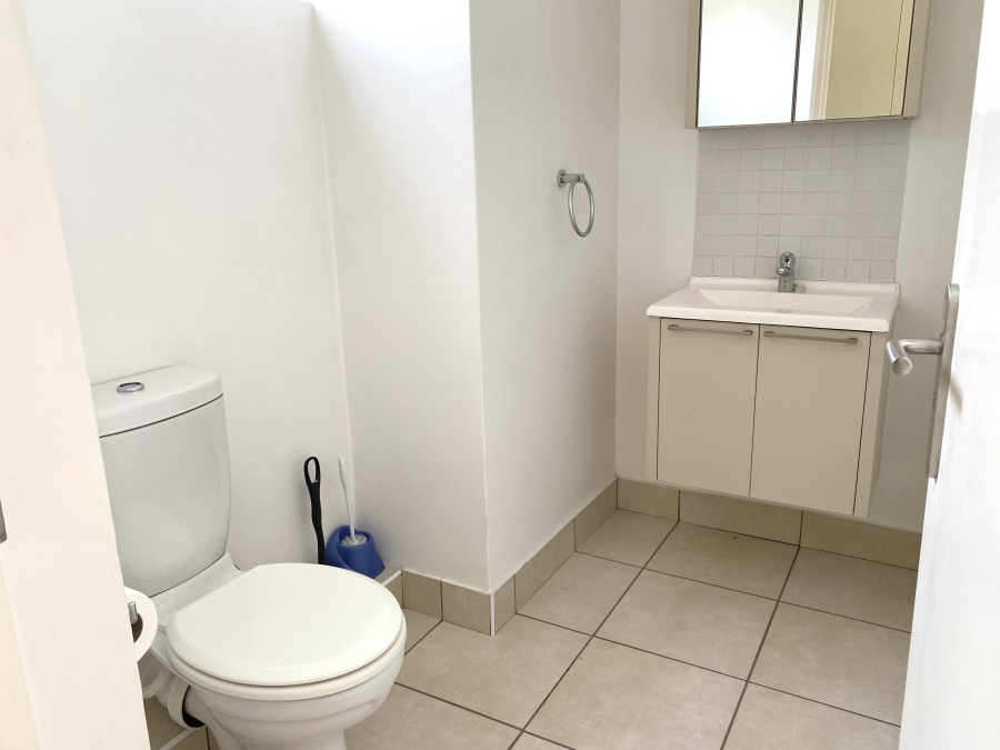 1 Bedroom Property for Sale in Lonehill Gauteng