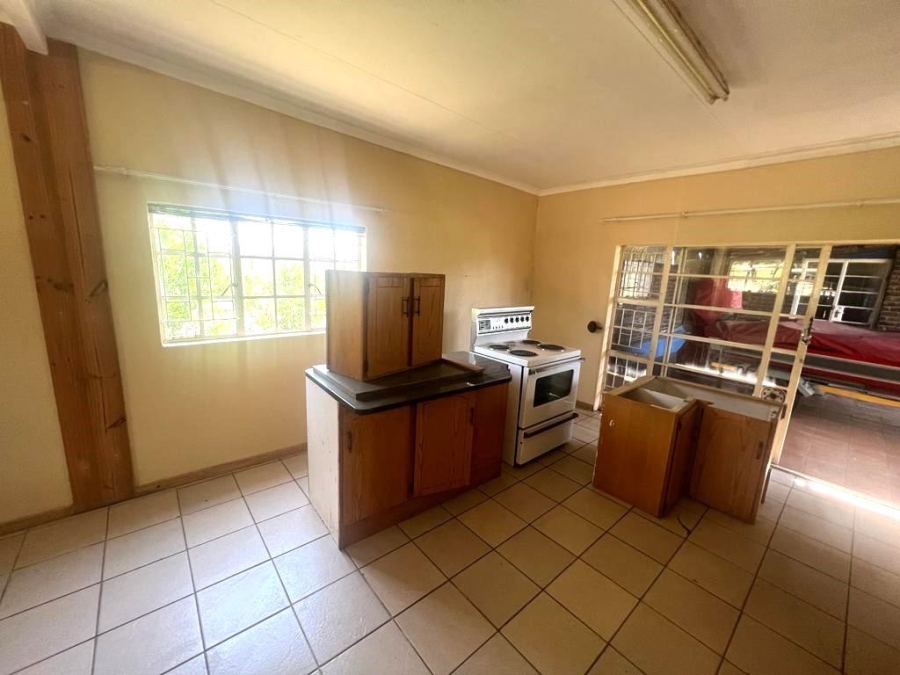 3 Bedroom Property for Sale in Risi AH Gauteng