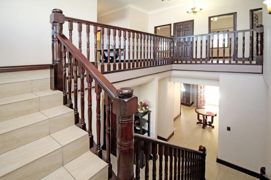 5 Bedroom Property for Sale in Dowerglen Ext 3 Gauteng