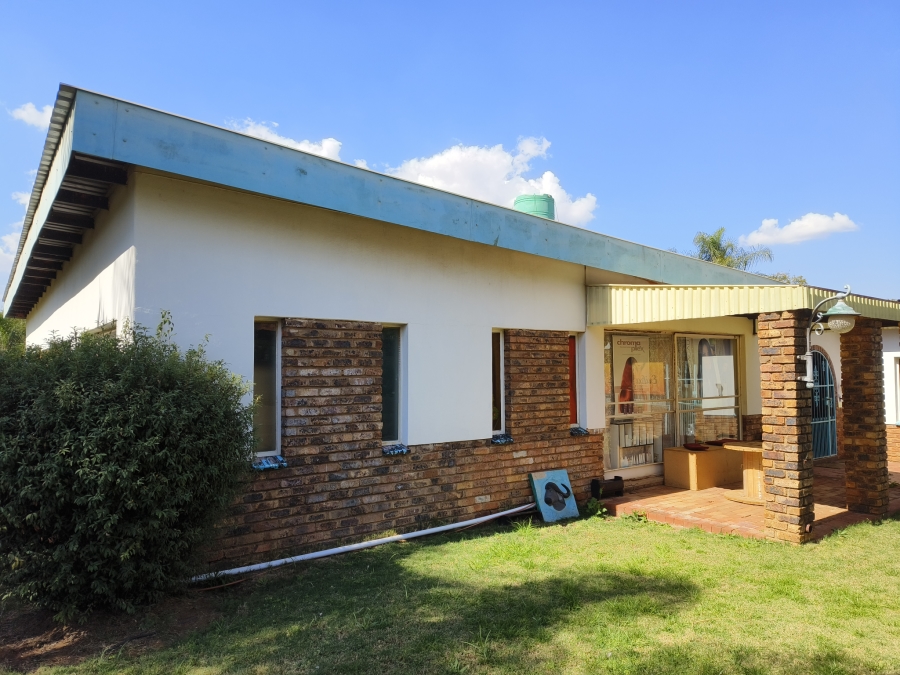 5 Bedroom Property for Sale in Rayton Gauteng