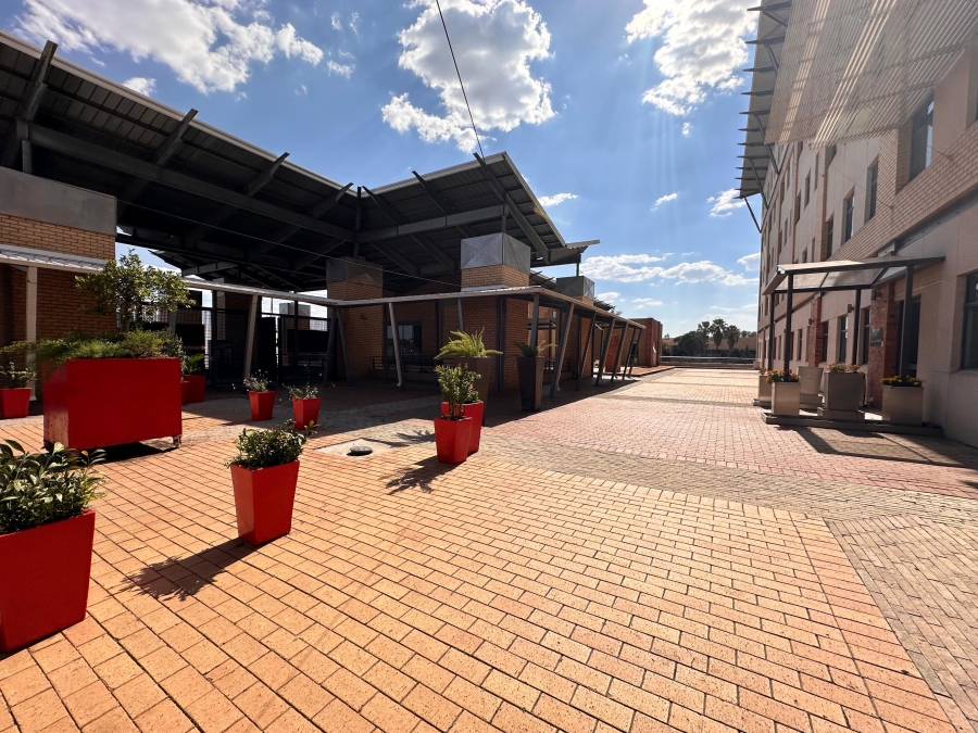 To Let commercial Property for Rent in Sunninghill Gauteng