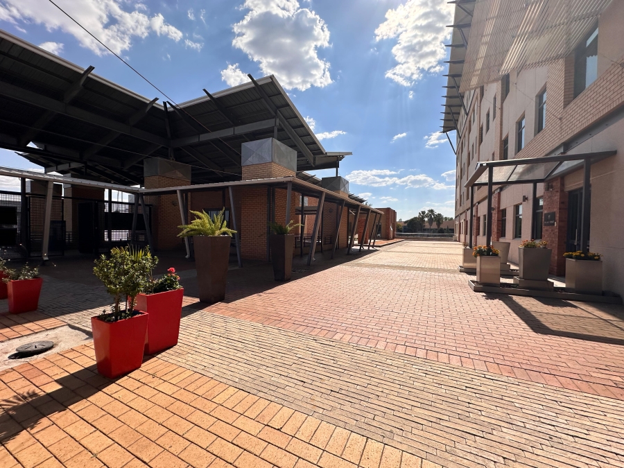 To Let commercial Property for Rent in Sunninghill Gauteng