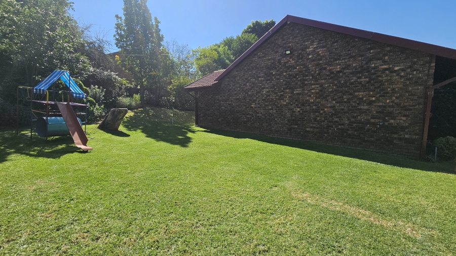 5 Bedroom Property for Sale in Moreleta Park Gauteng