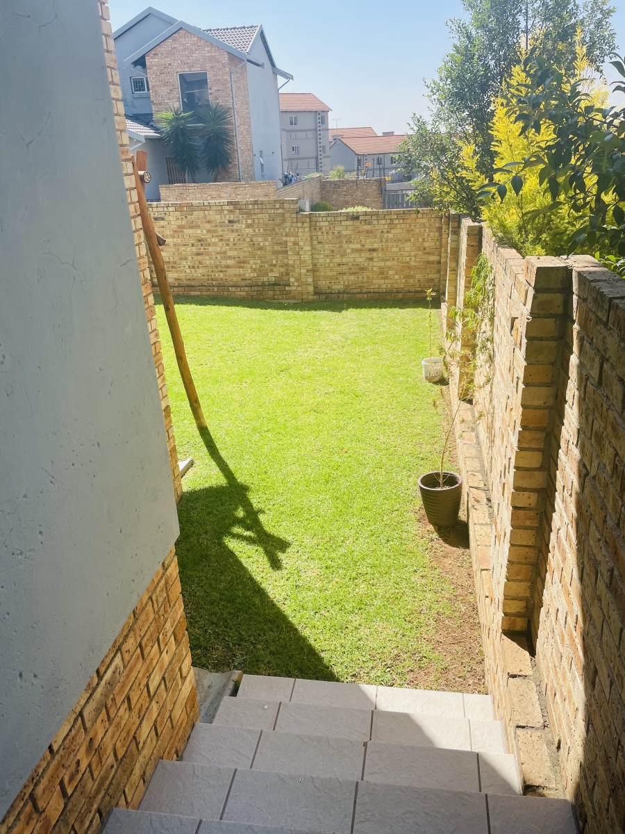 3 Bedroom Property for Sale in Noordhang Gauteng