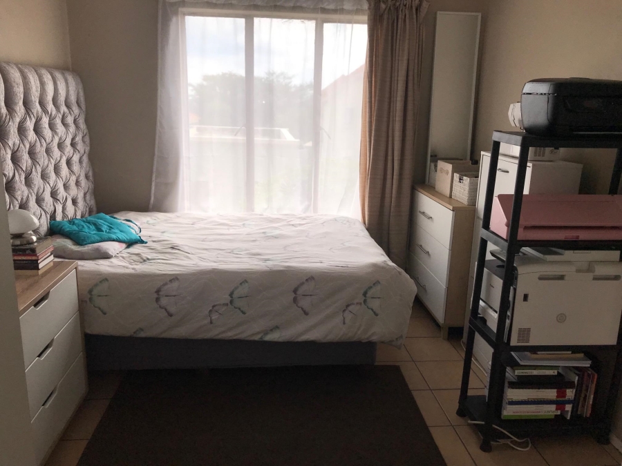 To Let 1 Bedroom Property for Rent in Esther Park Gauteng