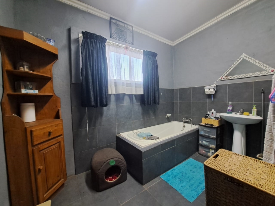 4 Bedroom Property for Sale in Duncanville Gauteng