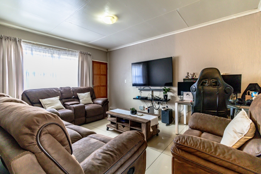 3 Bedroom Property for Sale in Meyersdal Gauteng