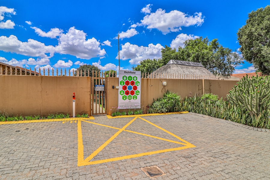 3 Bedroom Property for Sale in Meyersdal Gauteng