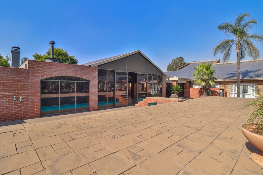 7 Bedroom Property for Sale in Vanderbijlpark SW Gauteng