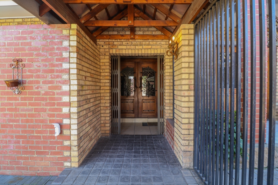 7 Bedroom Property for Sale in Vanderbijlpark SW Gauteng