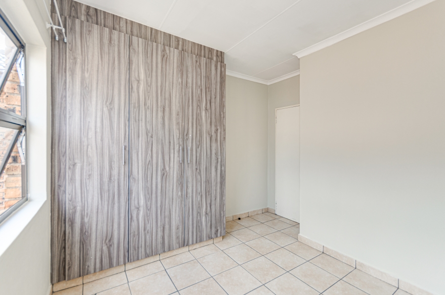 To Let 2 Bedroom Property for Rent in Angelo Gauteng