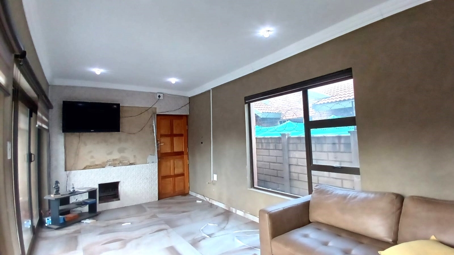 8 Bedroom Property for Sale in Vanderbijlpark SE 4 Gauteng