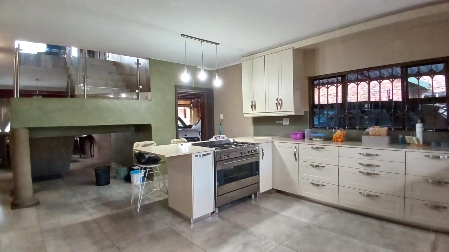 8 Bedroom Property for Sale in Vanderbijlpark SE 4 Gauteng