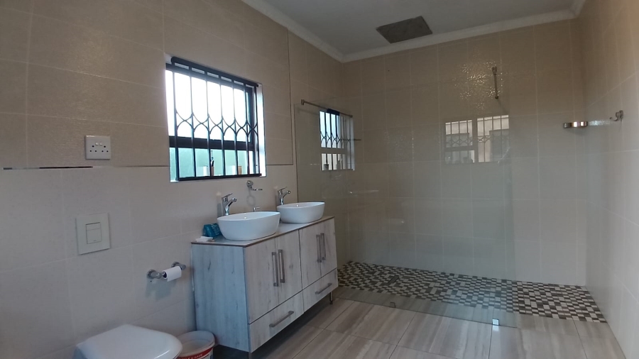 8 Bedroom Property for Sale in Vanderbijlpark SE 4 Gauteng