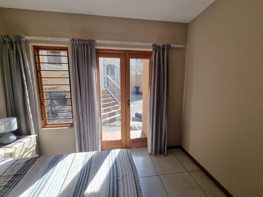 2 Bedroom Property for Sale in Fourways Gauteng