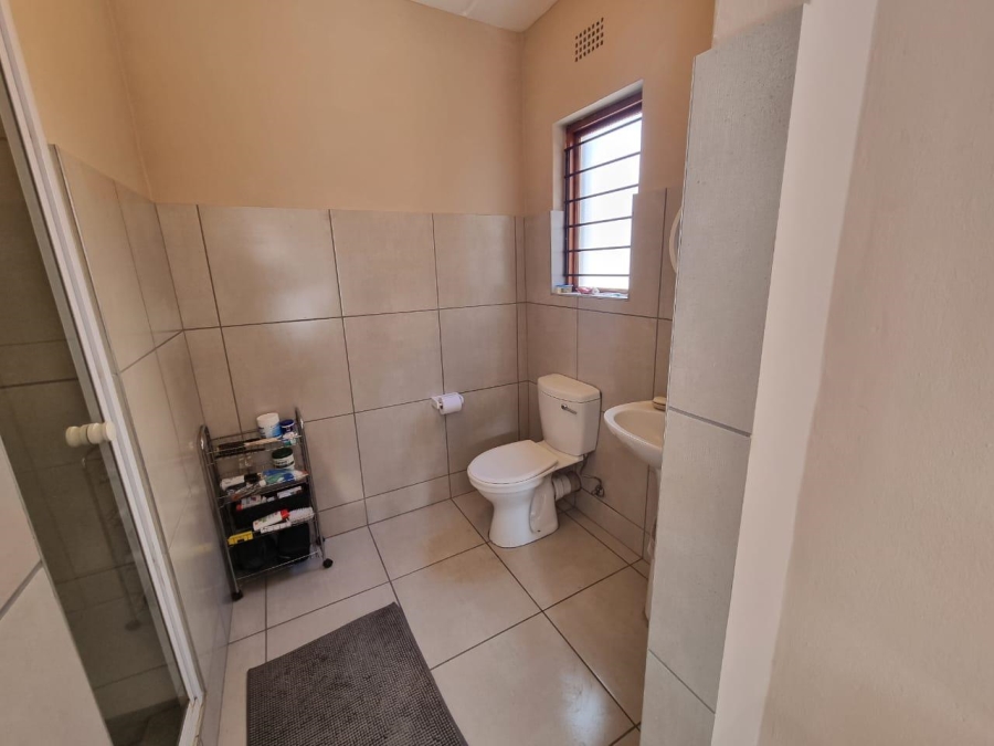 2 Bedroom Property for Sale in Fourways Gauteng