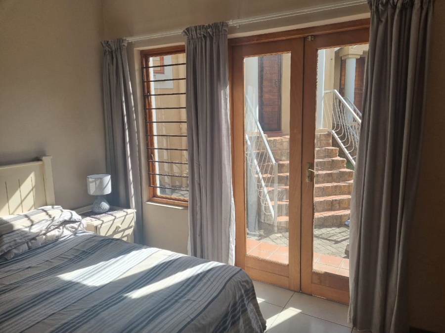 2 Bedroom Property for Sale in Fourways Gauteng