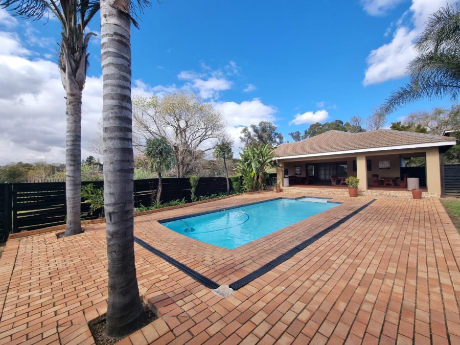 2 Bedroom Property for Sale in Fourways Gauteng