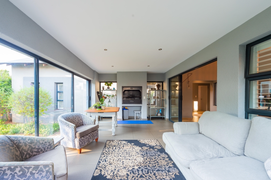 3 Bedroom Property for Sale in Copperleaf Estate Gauteng