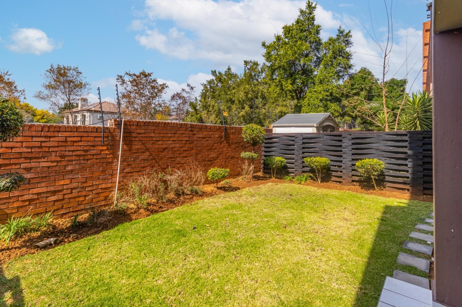 2 Bedroom Property for Sale in North Riding Gauteng