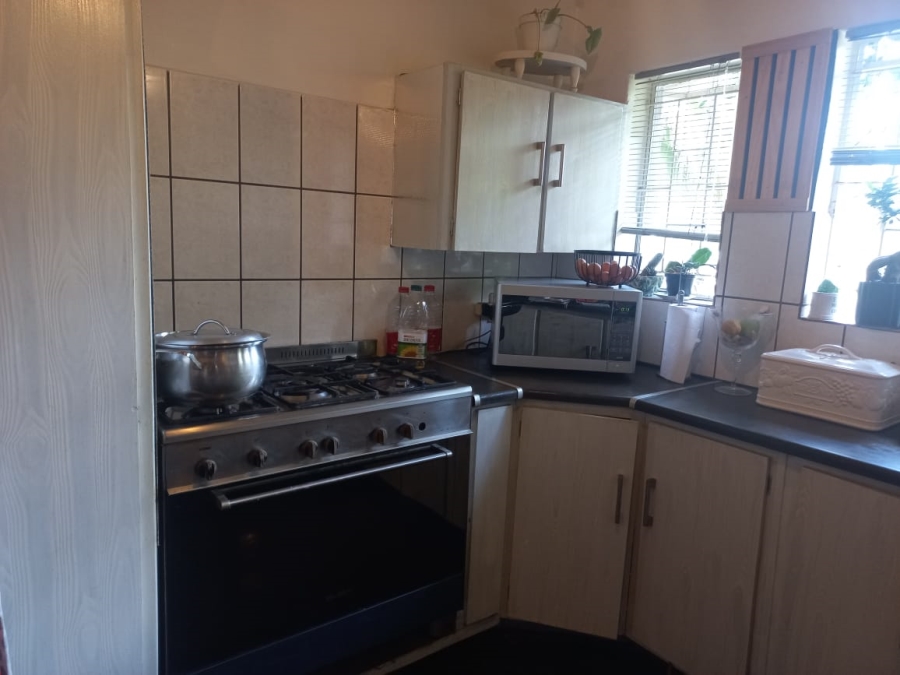 5 Bedroom Property for Sale in Theresa Park Gauteng