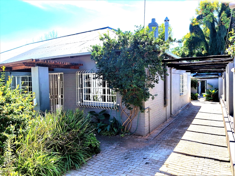 2 Bedroom Property for Sale in Melville Gauteng