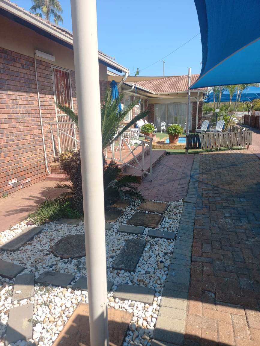 9 Bedroom Property for Sale in Theresa Park Gauteng