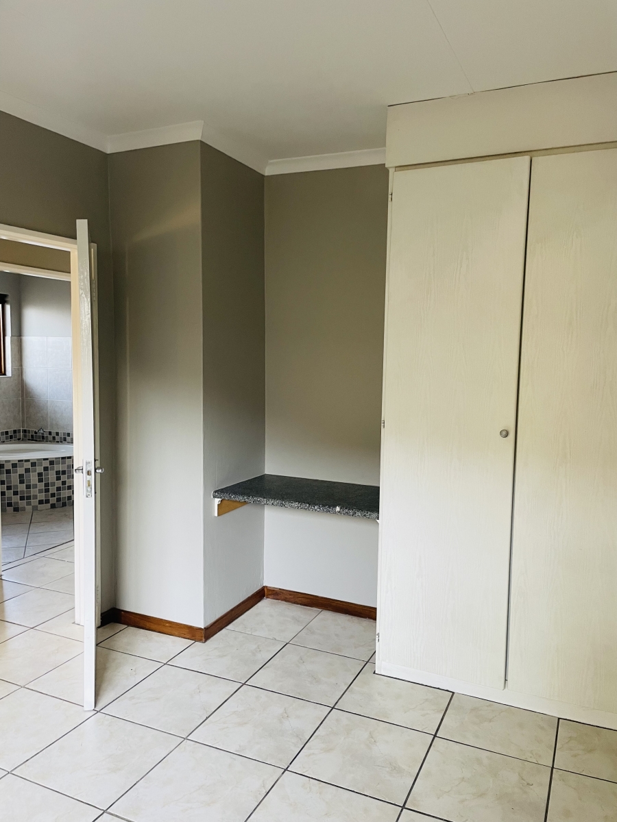 3 Bedroom Property for Sale in Paulshof Gauteng