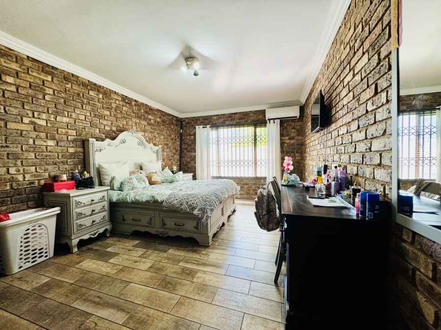 3 Bedroom Property for Sale in Bultfontein A H Gauteng