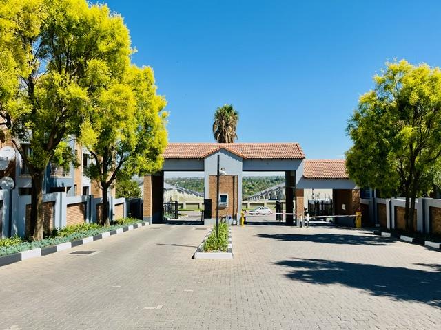 2 Bedroom Property for Sale in Vorna Valley Gauteng