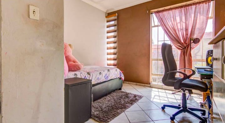 2 Bedroom Property for Sale in Edleen Gauteng