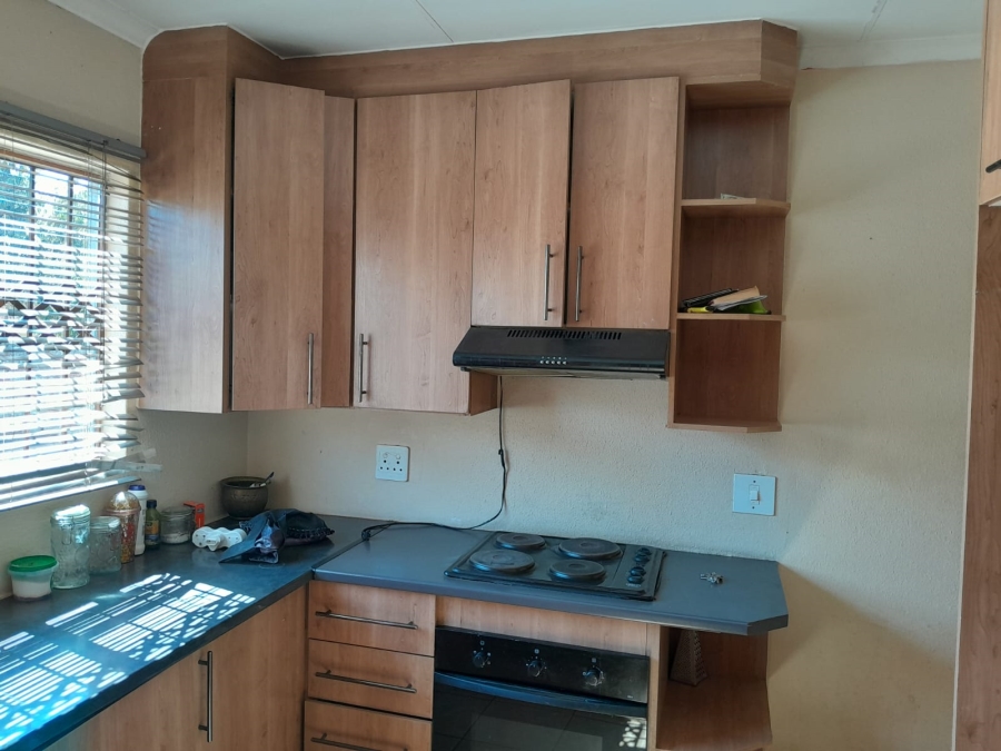 To Let 2 Bedroom Property for Rent in Elandspoort Gauteng