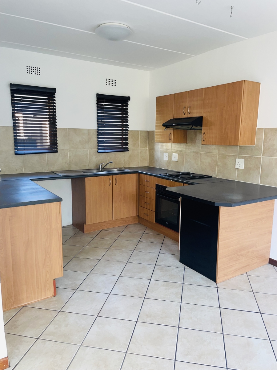 2 Bedroom Property for Sale in Paulshof Gauteng