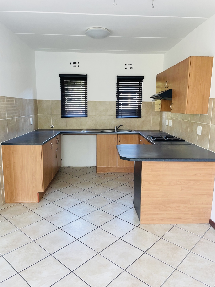 2 Bedroom Property for Sale in Paulshof Gauteng