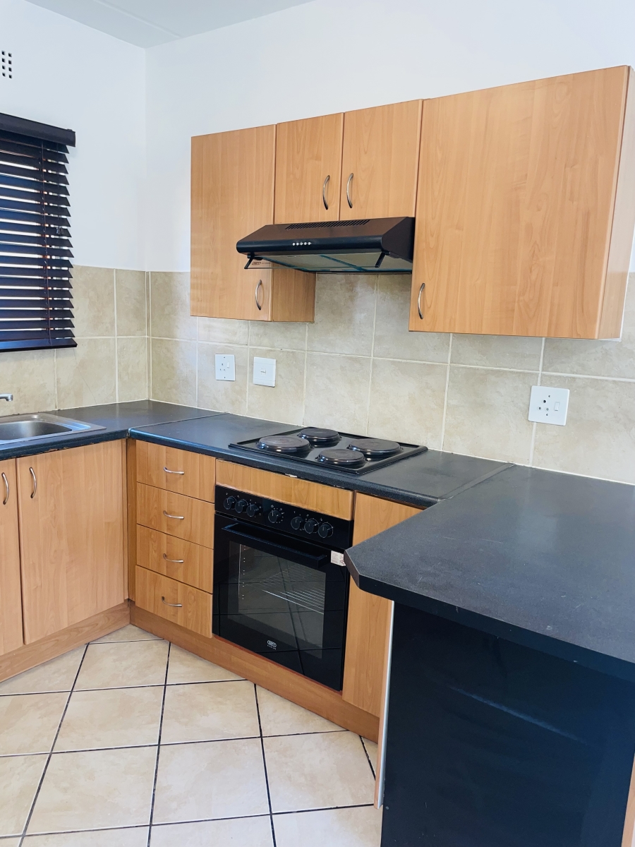 2 Bedroom Property for Sale in Paulshof Gauteng