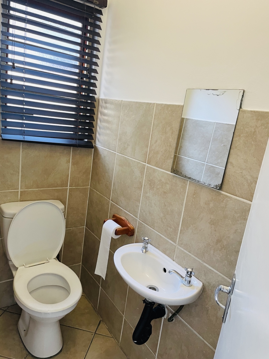 2 Bedroom Property for Sale in Paulshof Gauteng