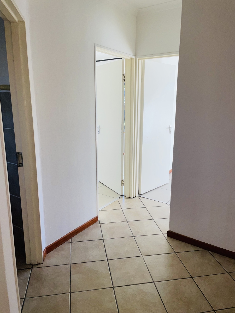 2 Bedroom Property for Sale in Paulshof Gauteng