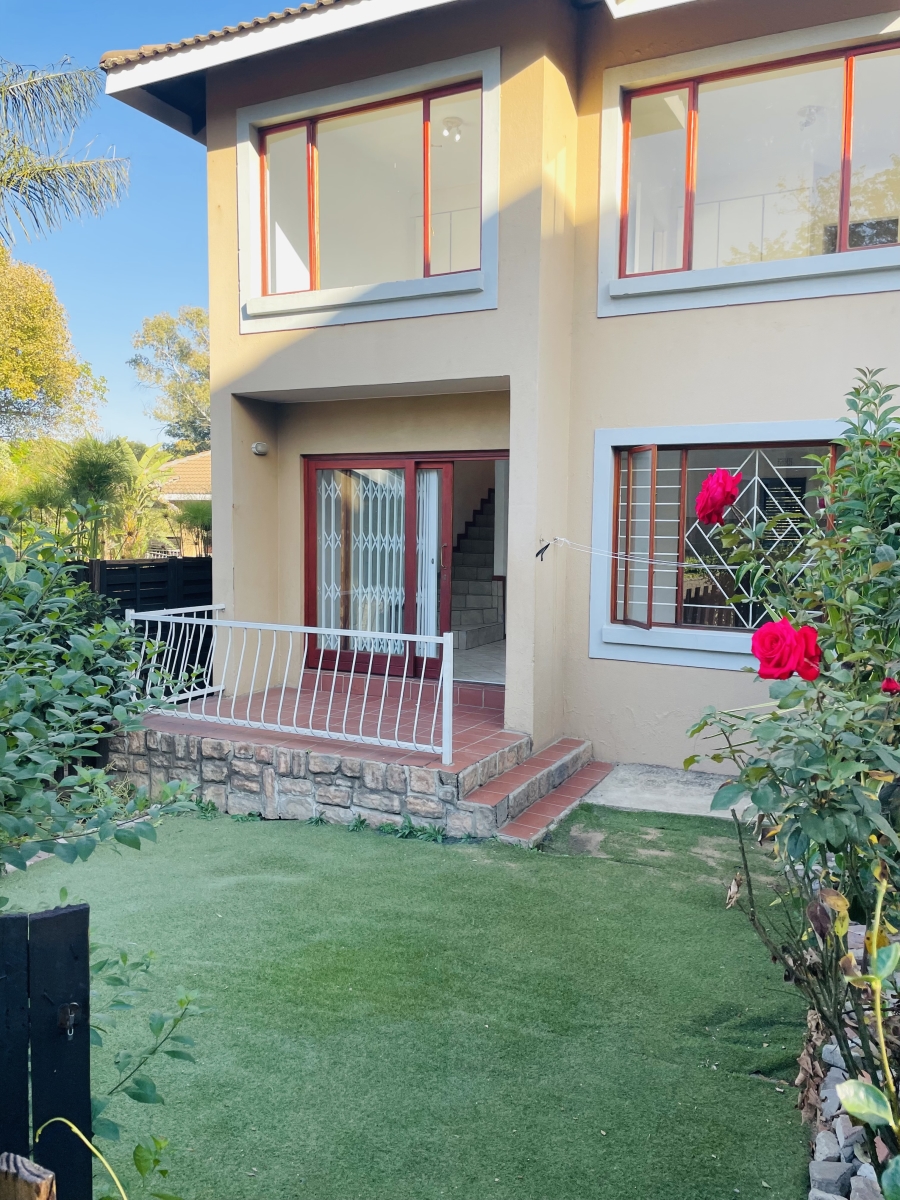 2 Bedroom Property for Sale in Paulshof Gauteng