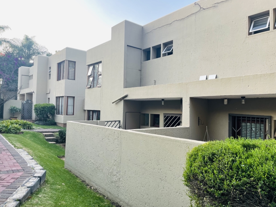 2 Bedroom Property for Sale in Bryanston Gauteng