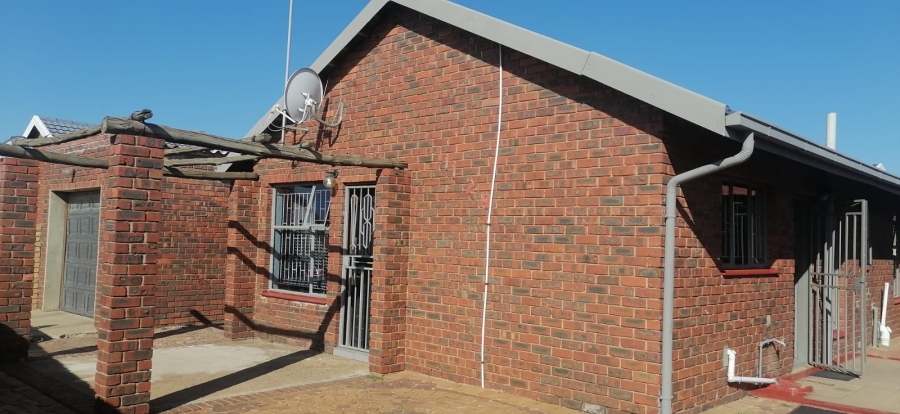 3 Bedroom Property for Sale in Kwa Thema Gauteng