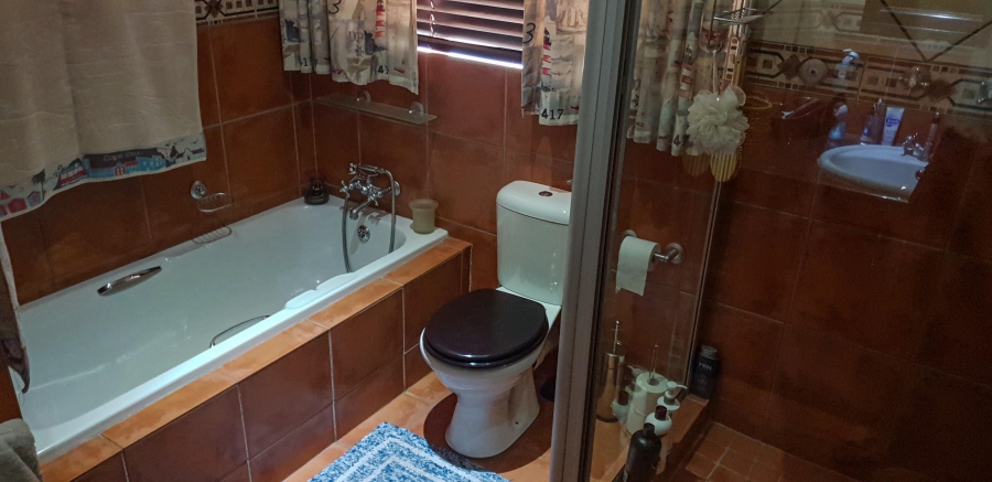 3 Bedroom Property for Sale in Green Acres Estate Gauteng