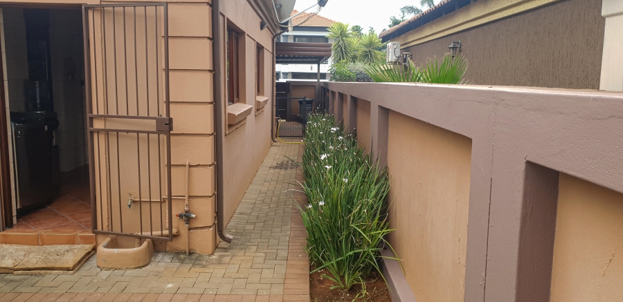 3 Bedroom Property for Sale in Green Acres Estate Gauteng