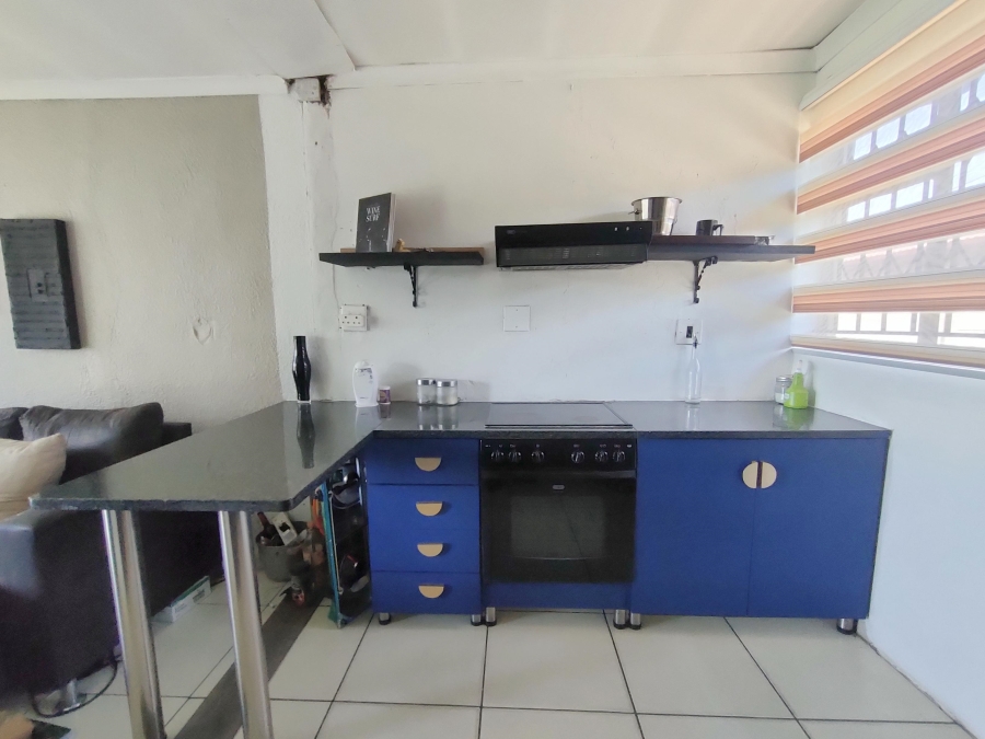 2 Bedroom Property for Sale in Naledi Gauteng