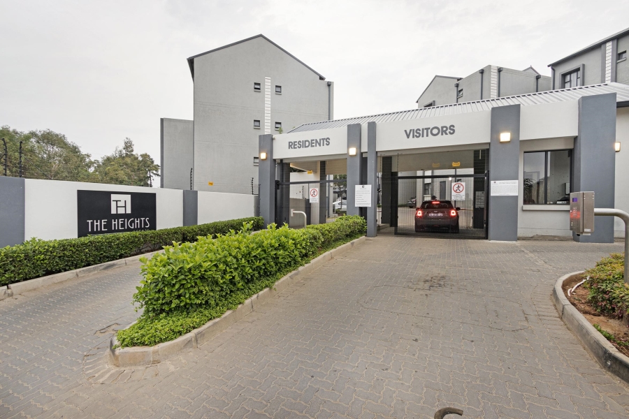 2 Bedroom Property for Sale in Halfway Gardens Gauteng