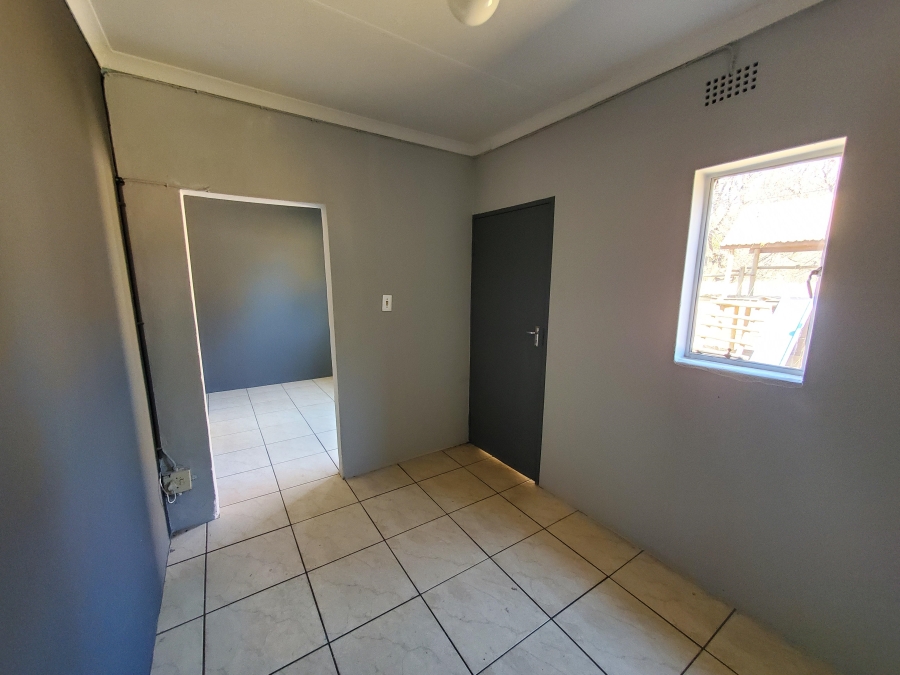 5 Bedroom Property for Sale in Three Rivers Gauteng