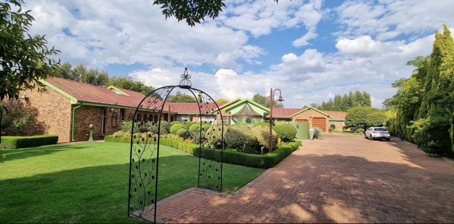 6 Bedroom Property for Sale in Meyerton Ext 6 Gauteng