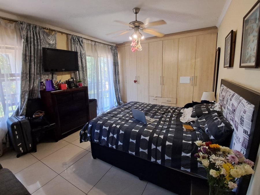 6 Bedroom Property for Sale in Kelvin Gauteng