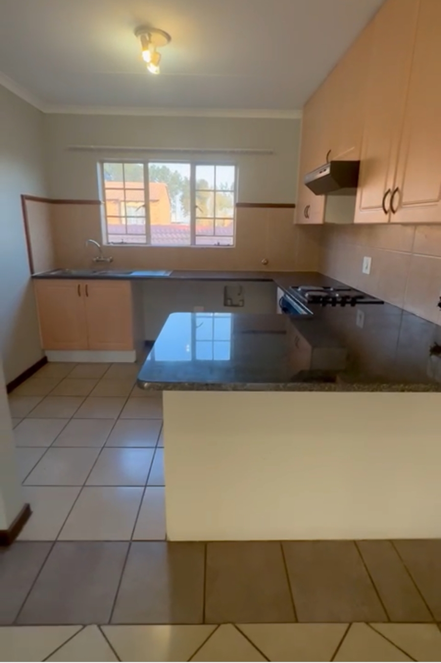 3 Bedroom Property for Sale in Die Hoewes Gauteng