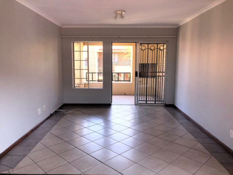 3 Bedroom Property for Sale in Die Hoewes Gauteng